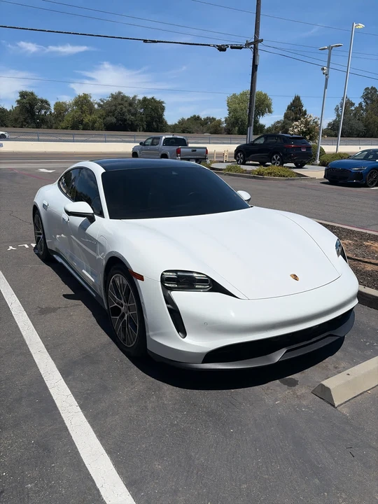 2023 Porsche Taycan - Image 2 of 5