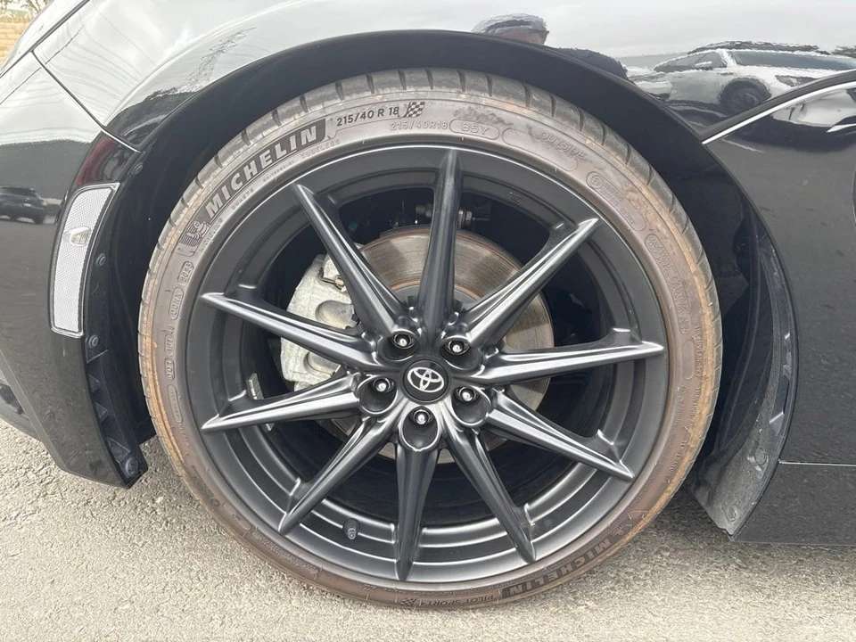 2023 Toyota GR86 2nd Gen - Image 12 of 14