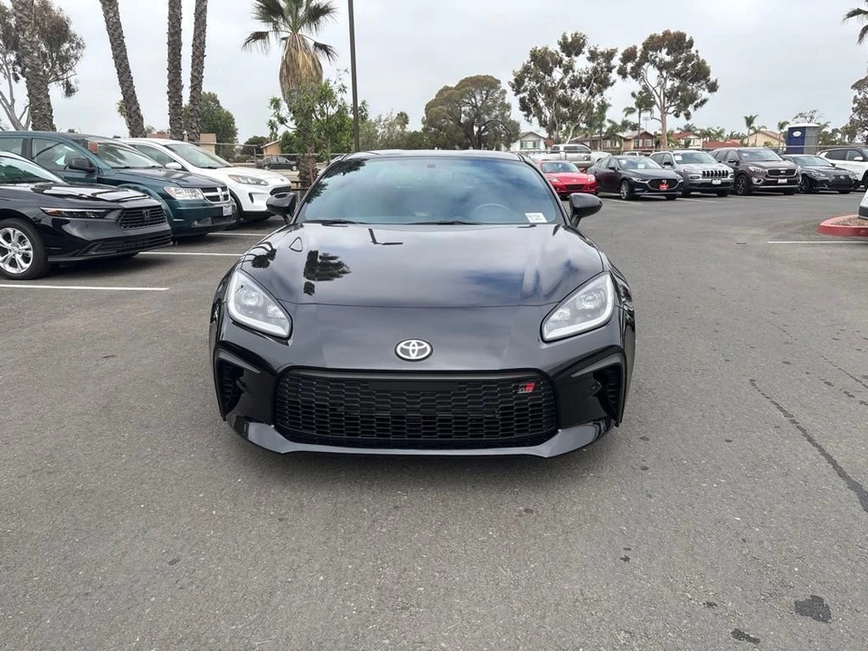 2023 Toyota GR86 2nd Gen - Image 3 of 14