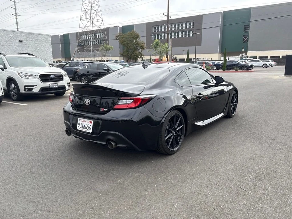 2023 Toyota GR86 2nd Gen - Image 7 of 14