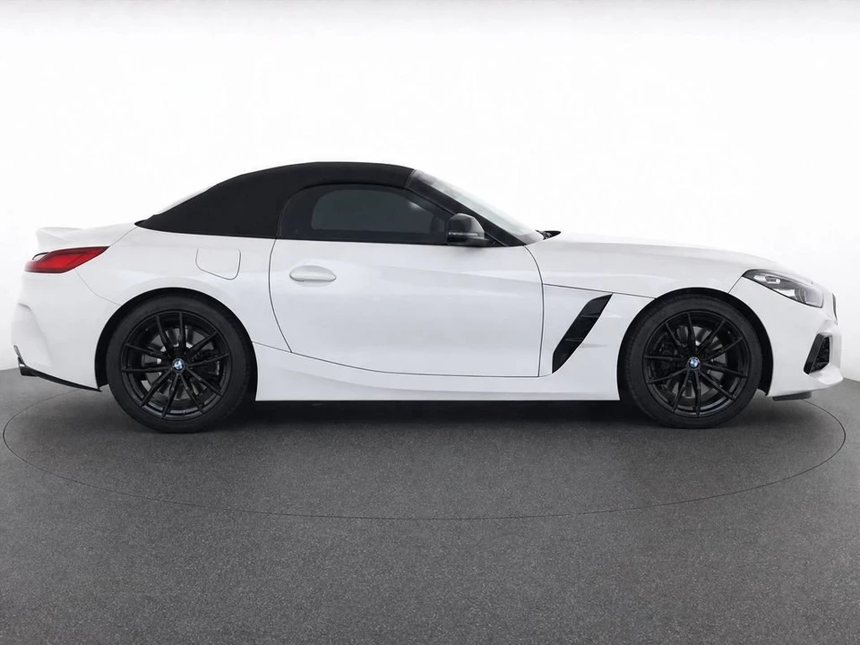 2023 BMW G29 Z4 Roadster - Image 2 of 8