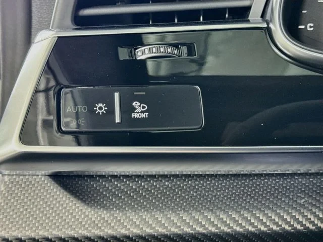 2024 Audi RS Q8 - Image 10 of 31