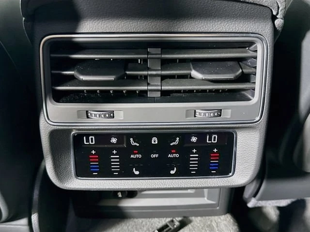 2024 Audi RS Q8 - Image 27 of 31