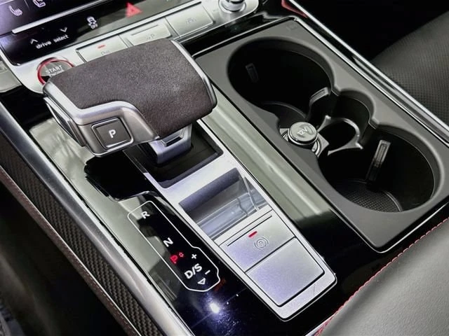 2024 Audi RS Q8 - Image 17 of 31