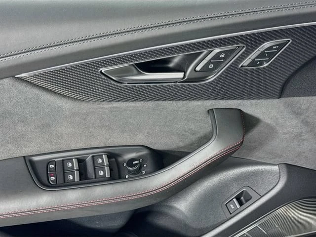 2024 Audi RS Q8 - Image 18 of 31
