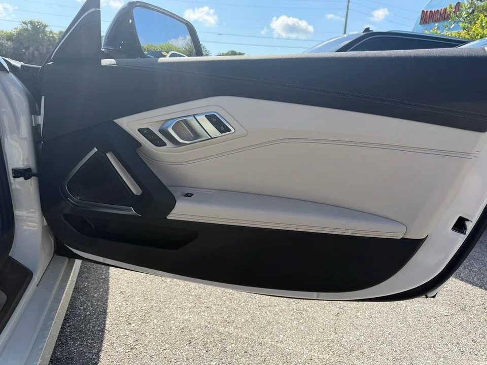 2024 BMW G29 Z4 Roadster - Image 19 of 25