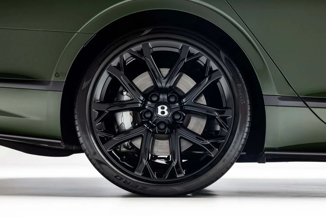 2024 Bentley Continental - Image 17 of 31