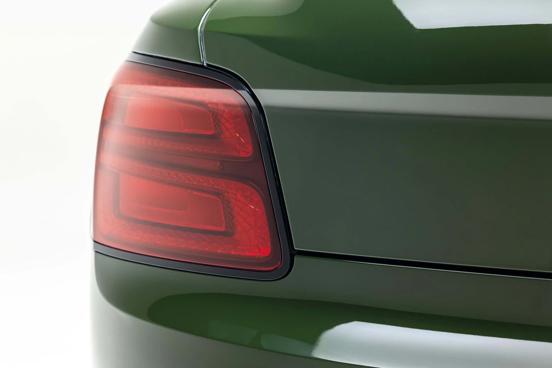 2024 Bentley Continental - Image 19 of 31