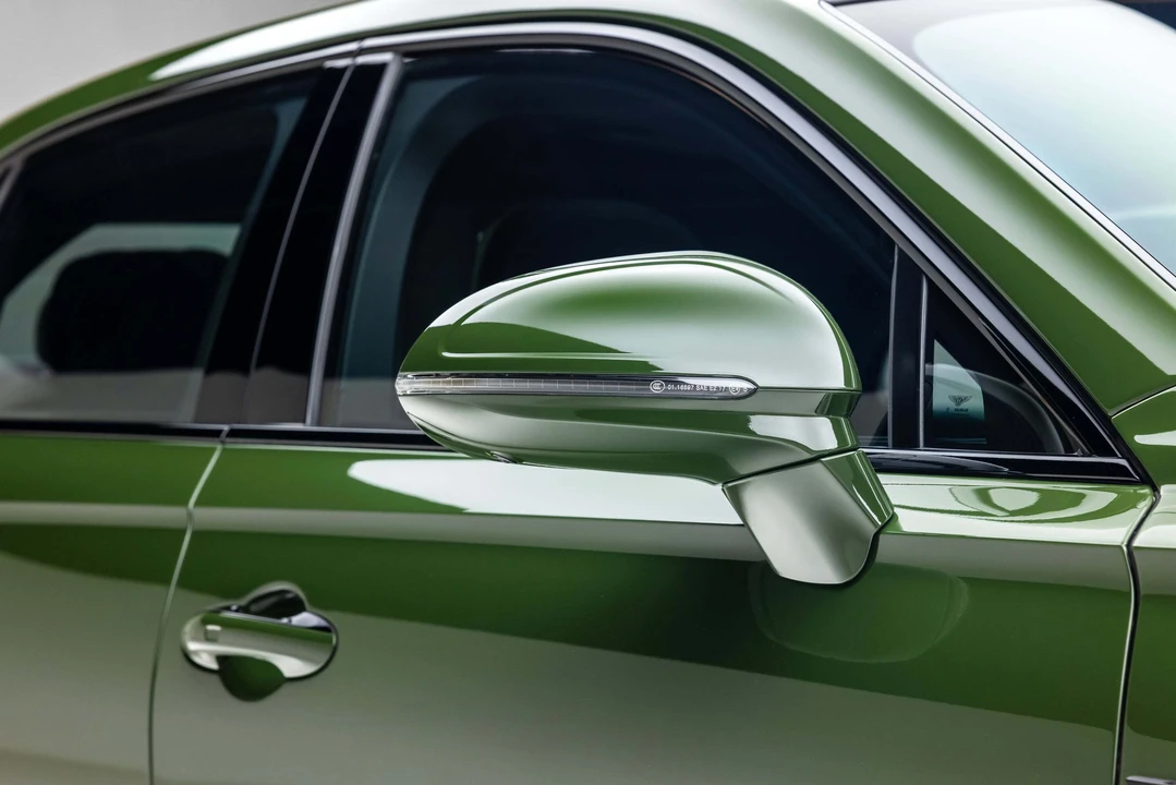 2024 Bentley Continental - Image 27 of 31