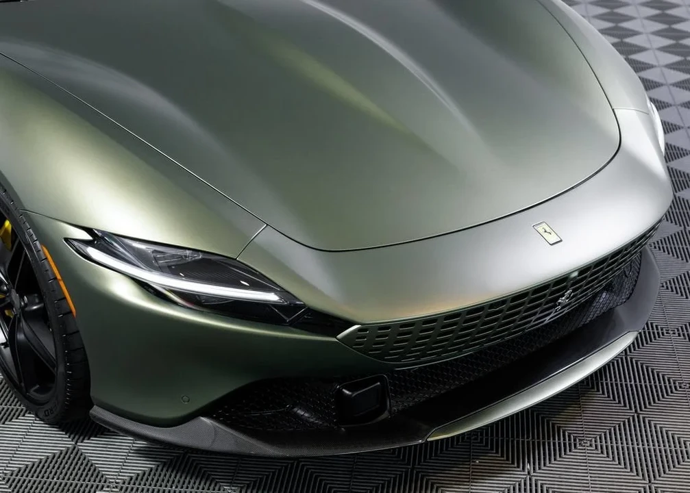 2024 Ferrari Roma Spider - Image 25 of 31