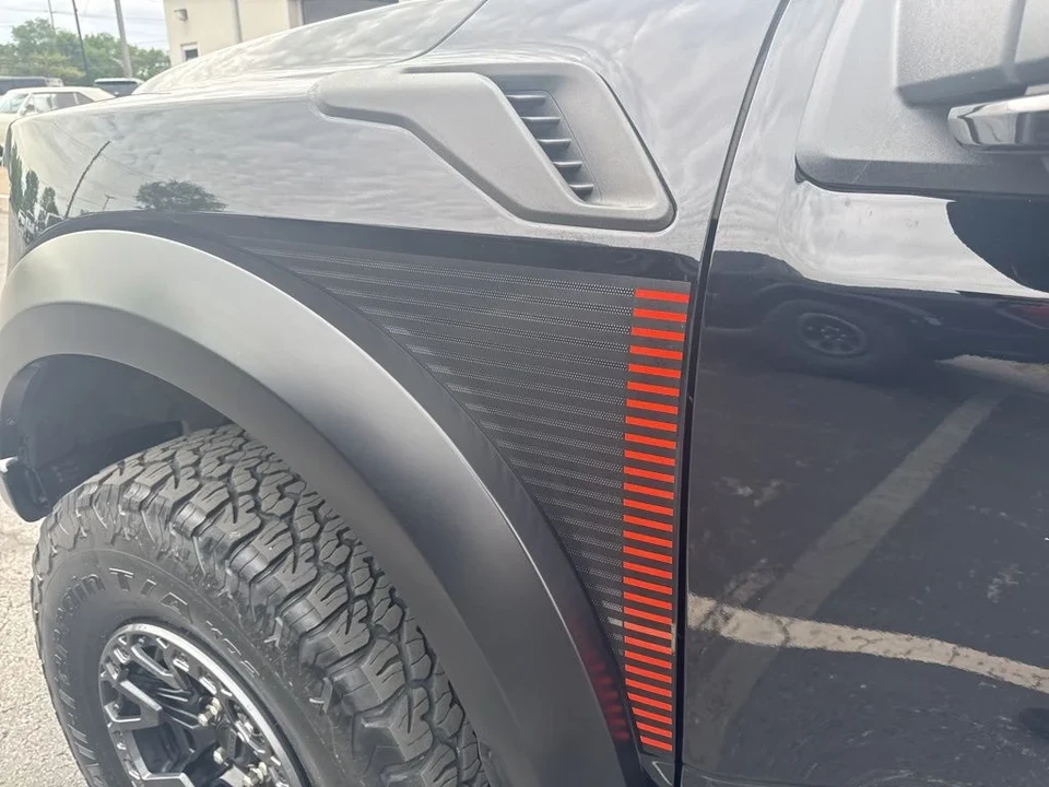 2024 Ford F-150 Raptor 14th Gen - Image 25 of 31