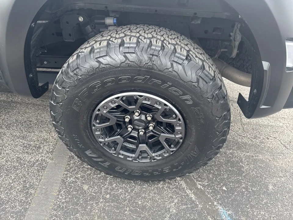 2024 Ford F-150 Raptor 14th Gen - Image 29 of 31