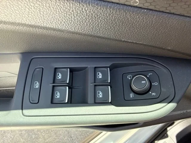 2024 Volkswagen GTI Mk8 - Image 14 of 23
