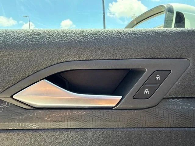 2024 Volkswagen GTI Mk8 - Image 15 of 23