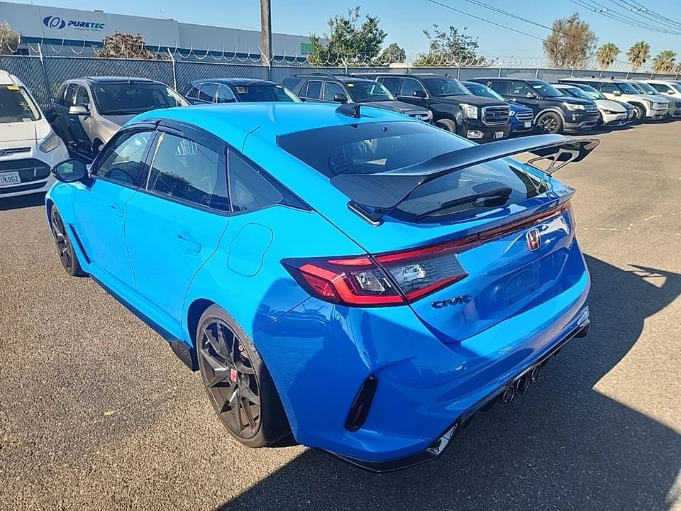 2024 Honda FL5 Civic Type R - Image 11 of 26