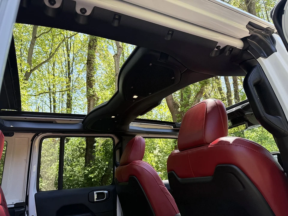 2024 Jeep JL Wrangler - Image 31 of 31