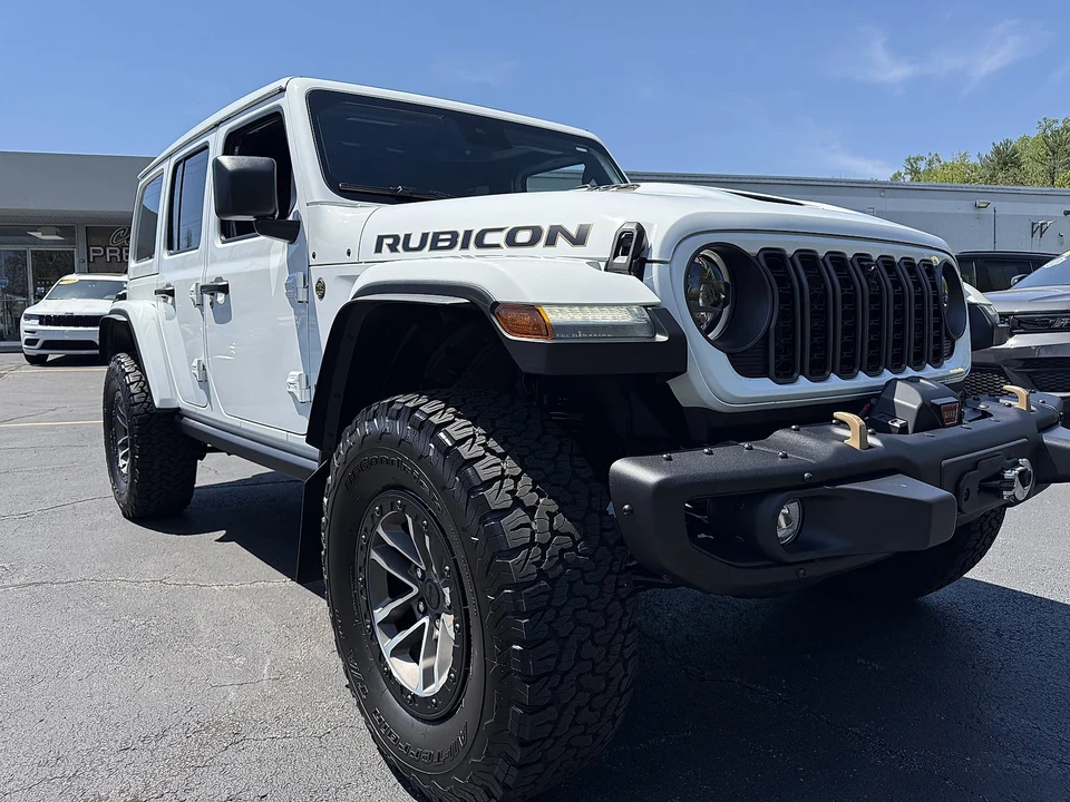 2024 Jeep JL Wrangler - Image 9 of 31