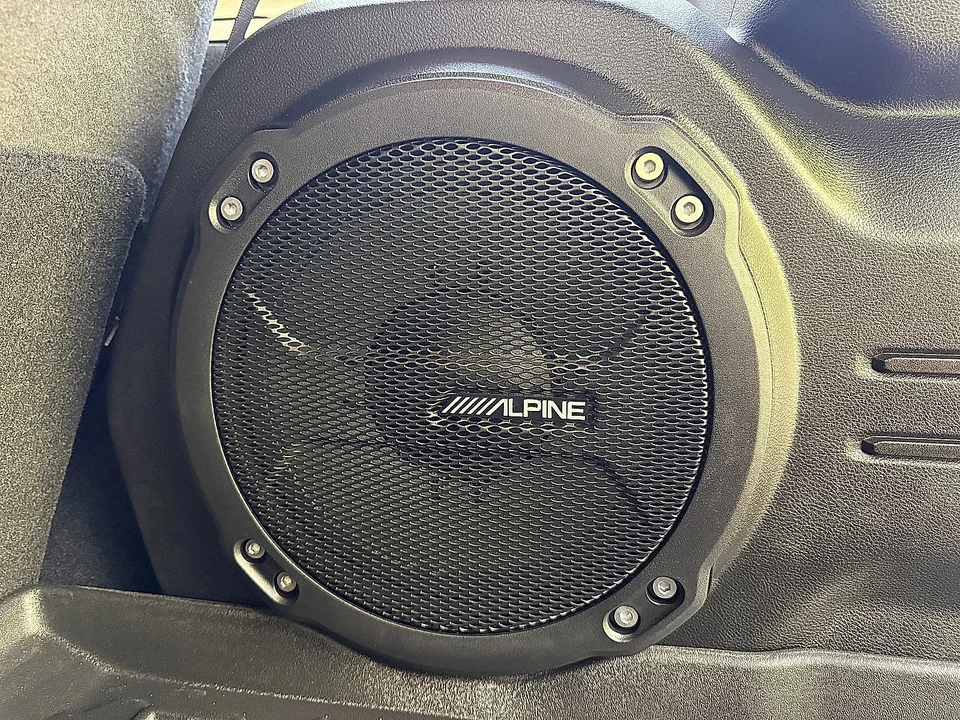 2024 Jeep JL Wrangler - Image 29 of 31