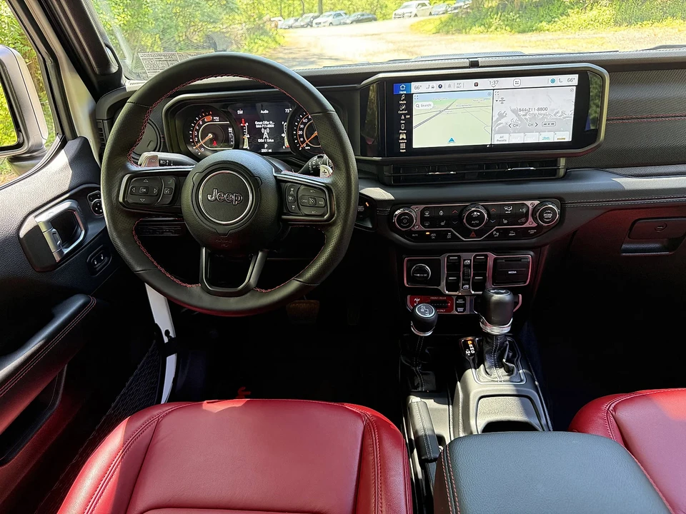 2024 Jeep JL Wrangler - Image 22 of 31