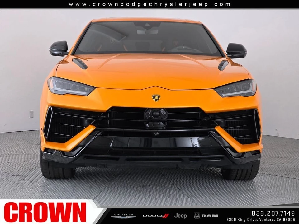 2024 Lamborghini Urus S - Image 2 of 31