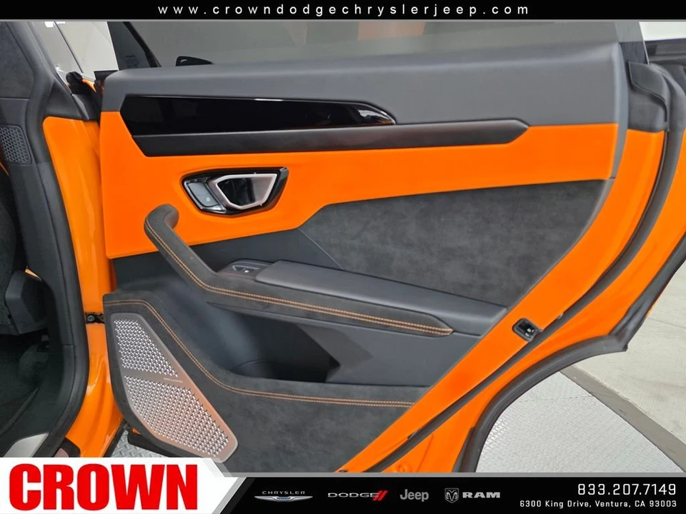 2024 Lamborghini Urus S - Image 25 of 31