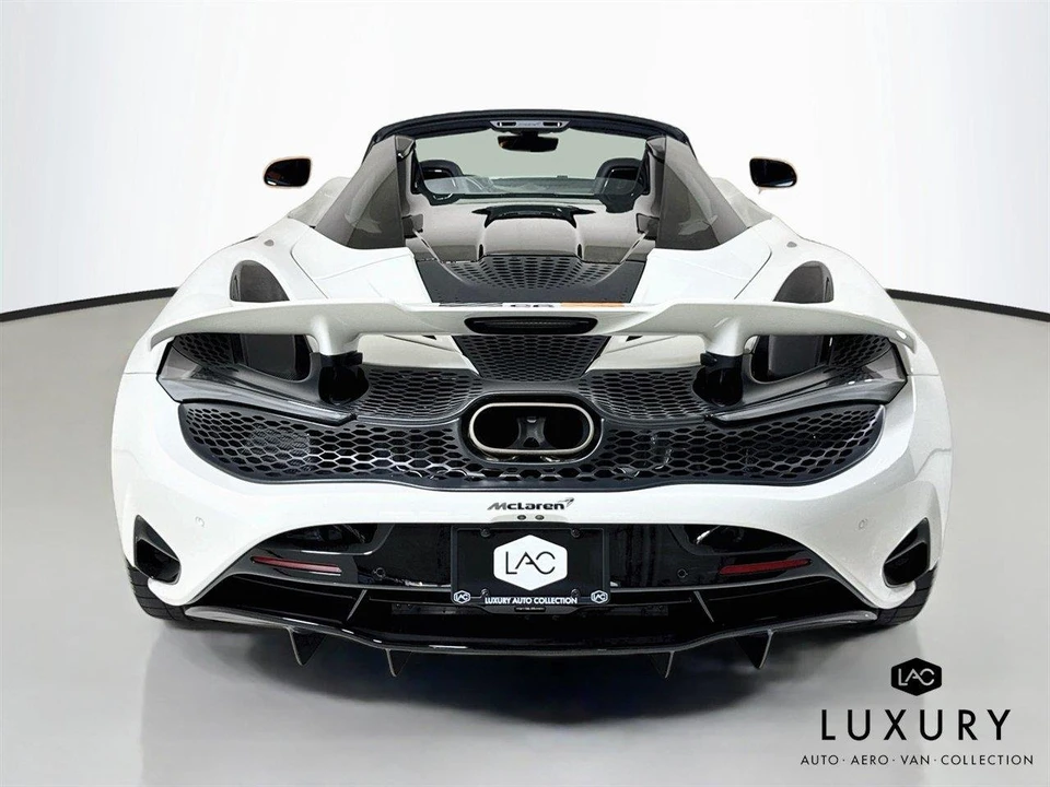 2024 McLaren 750S Spider - Image 7 of 31
