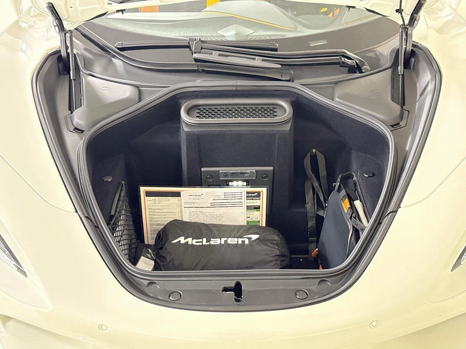 2024 McLaren 750S Spider - Image 29 of 31