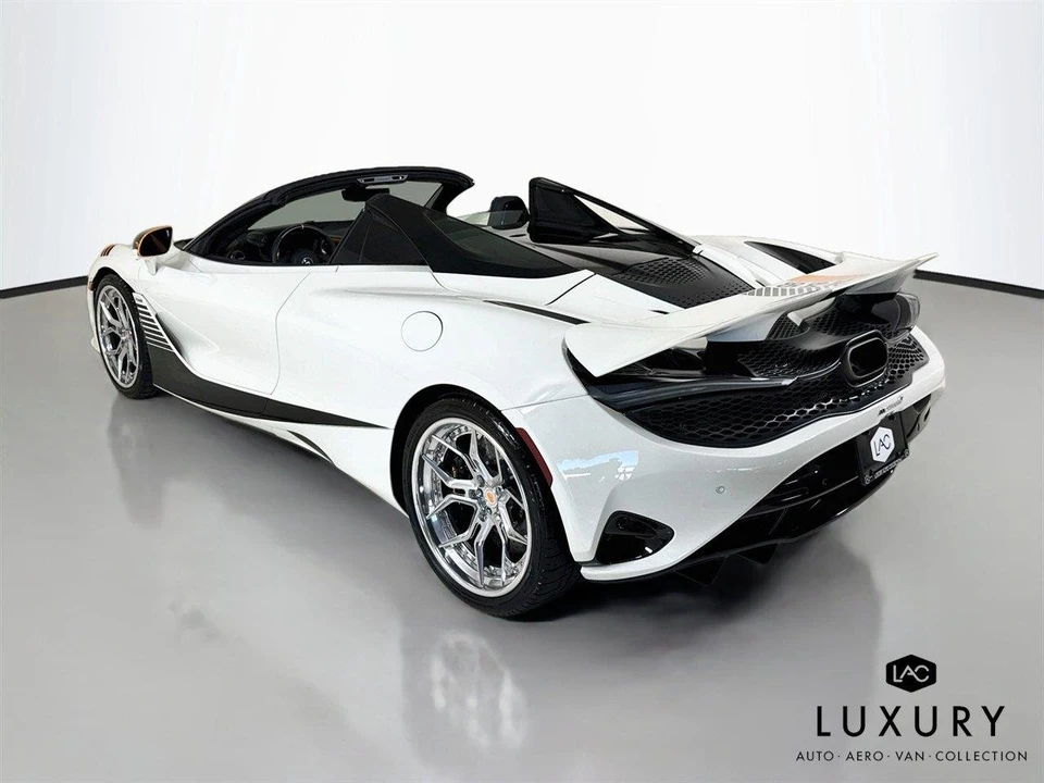 2024 McLaren 750S Spider - Image 8 of 31