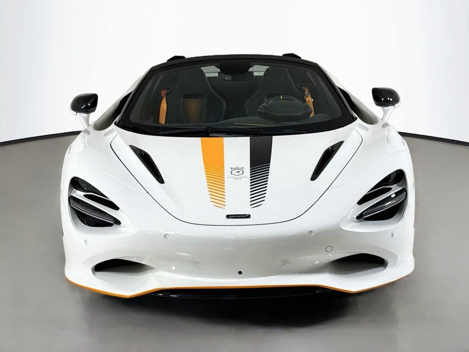 2024 McLaren 750S Spider - Image 11 of 31