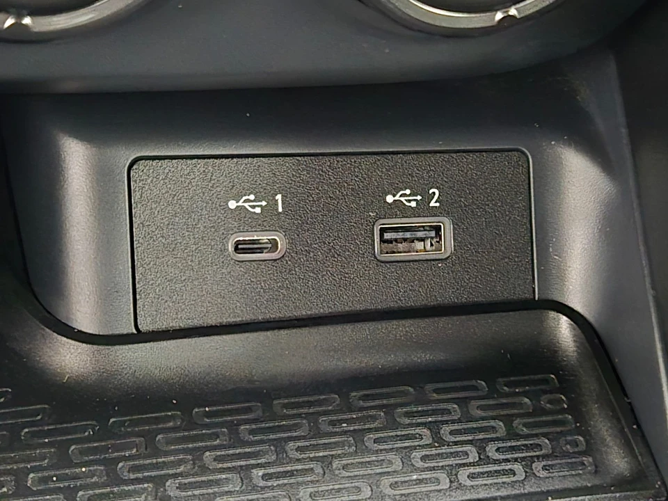 2024 Nissan Z 7th Gen - Image 25 of 31