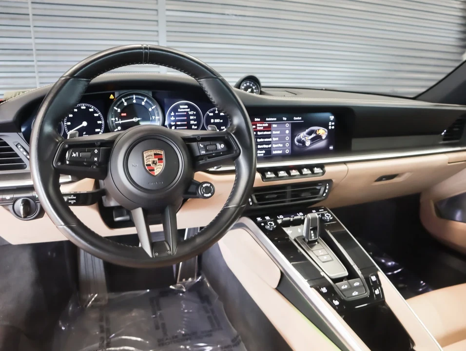 2024 Porsche 992 Carrera 4S - Image 12 of 31