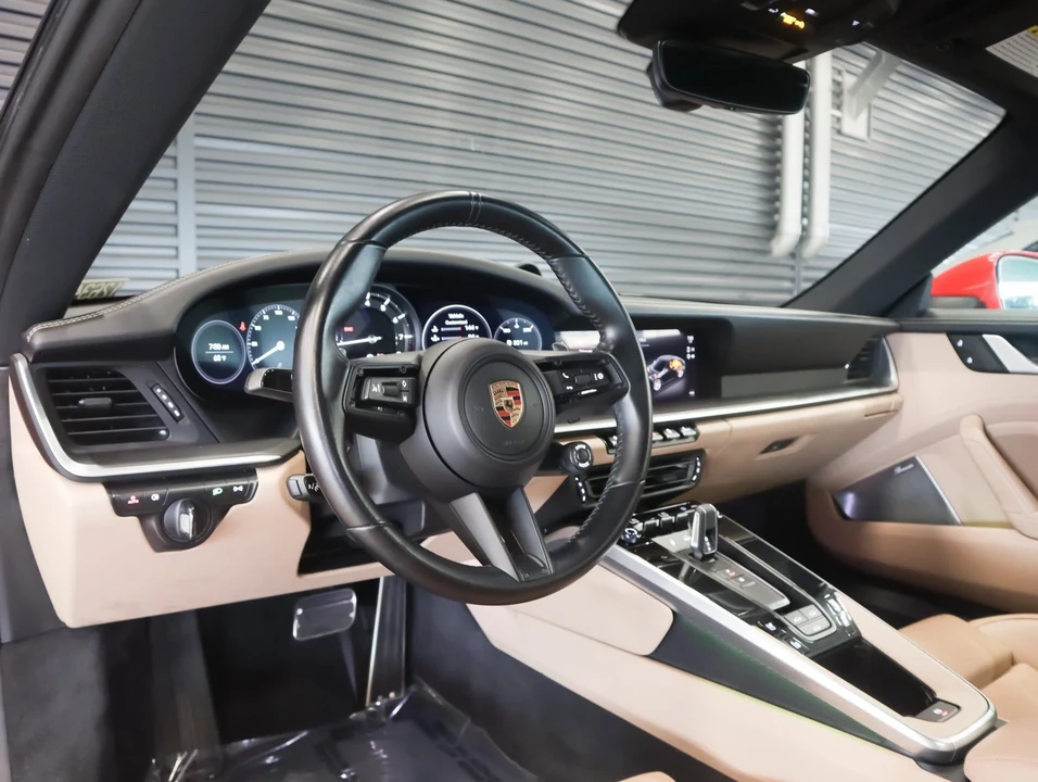 2024 Porsche 992 Carrera 4S - Image 4 of 31