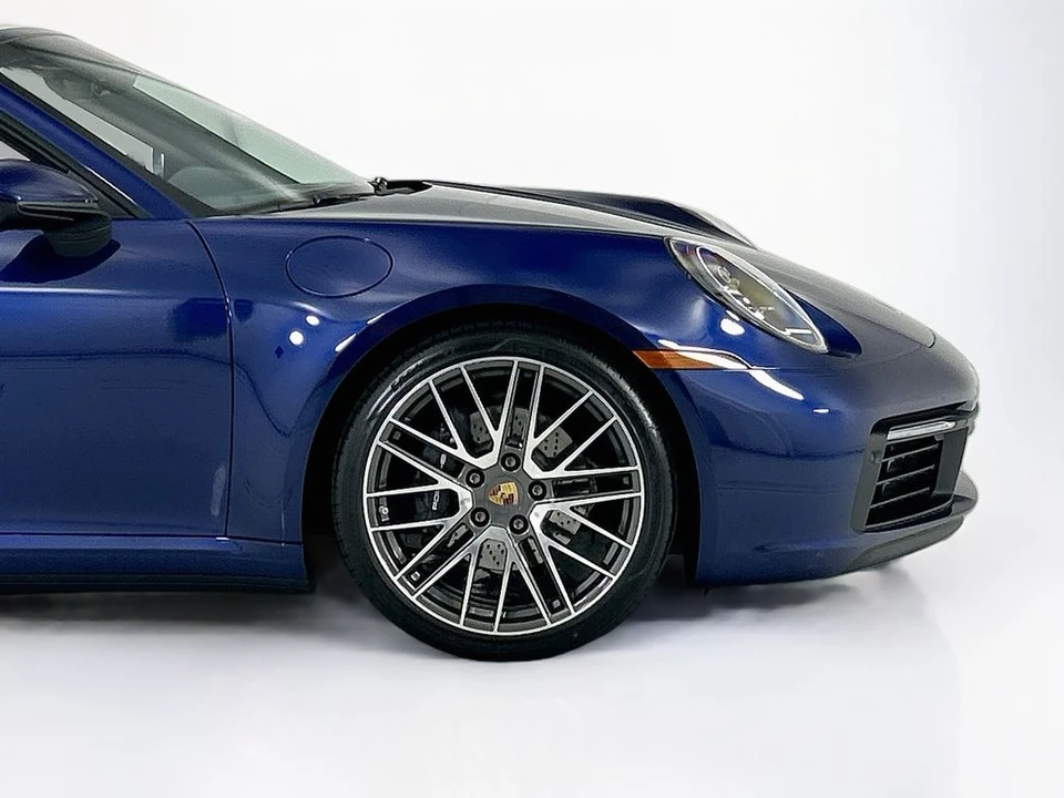 2024 Porsche 992 Carrera - Image 11 of 31