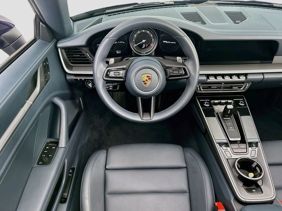 2024 Porsche 992 Carrera - Image 12 of 31