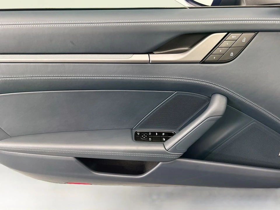 2024 Porsche 992 Carrera - Image 23 of 31