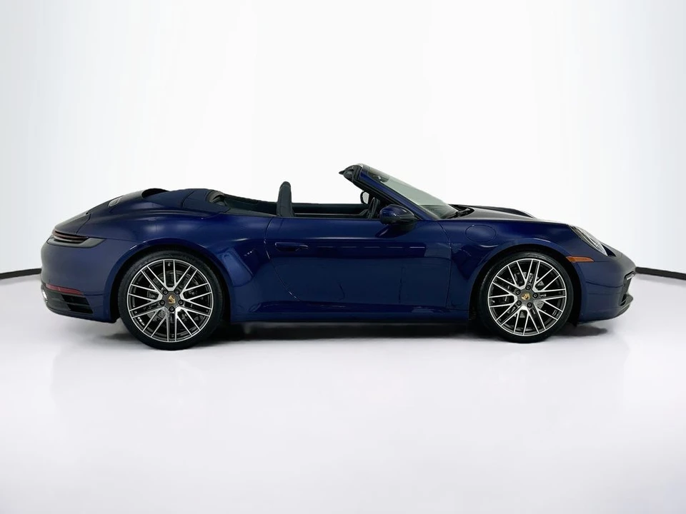 2024 Porsche 992 Carrera - Image 8 of 31
