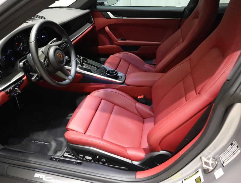 2024 Porsche 992 Carrera S - Image 17 of 31