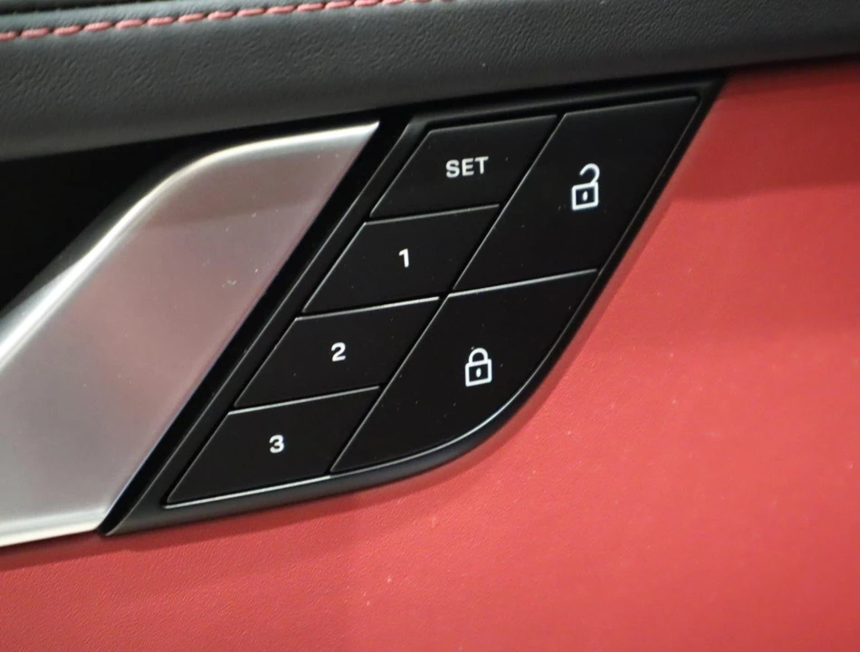 2024 Porsche 992 Carrera S - Image 22 of 31