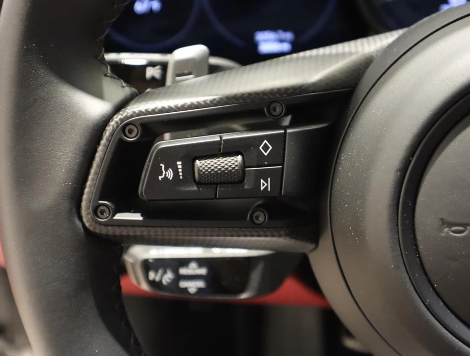 2024 Porsche 992 Carrera S - Image 27 of 31