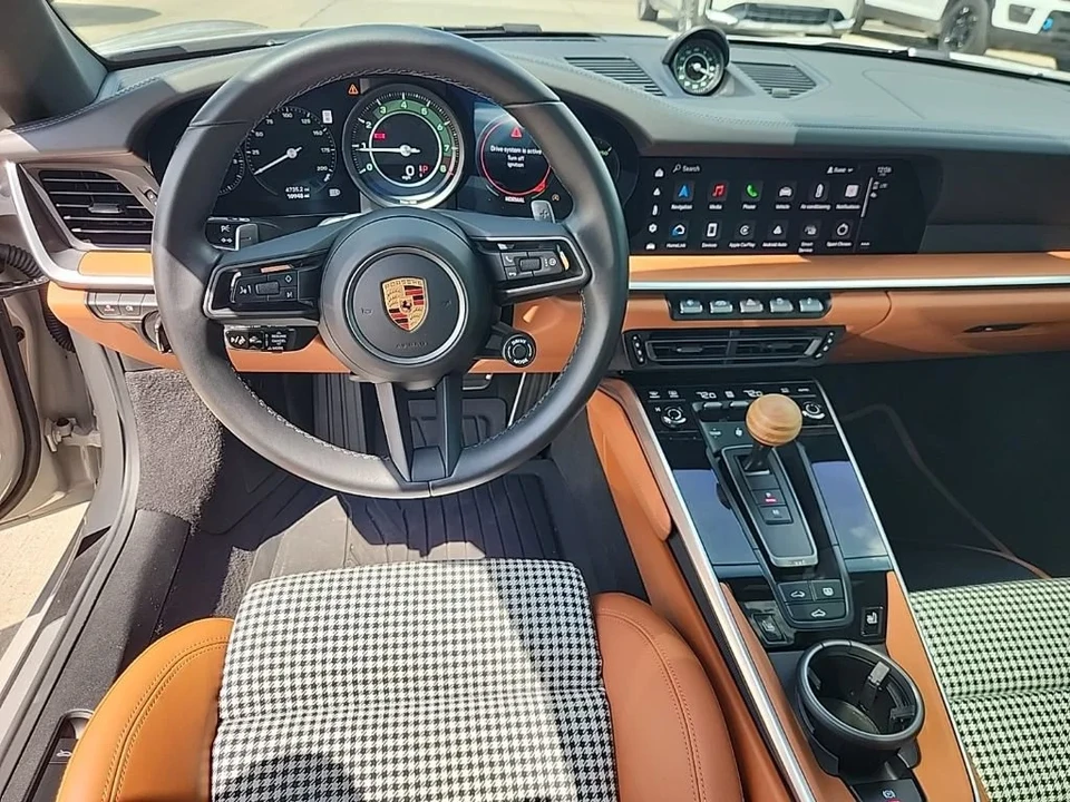 2024 Porsche 992 Carrera S - Image 4 of 8