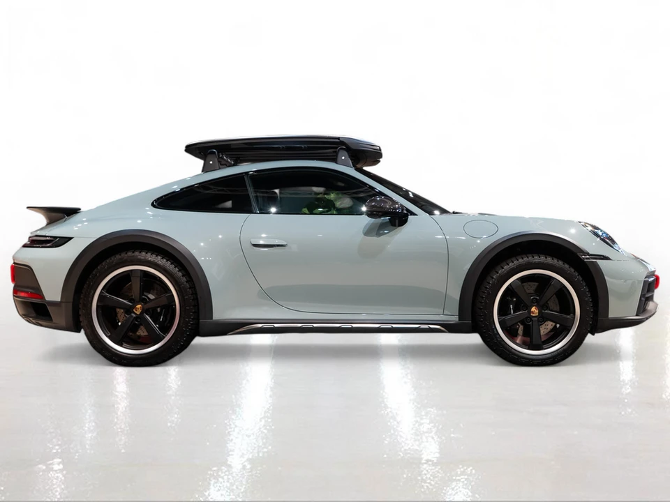 2024 Porsche 992 Dakar - Image 9 of 31