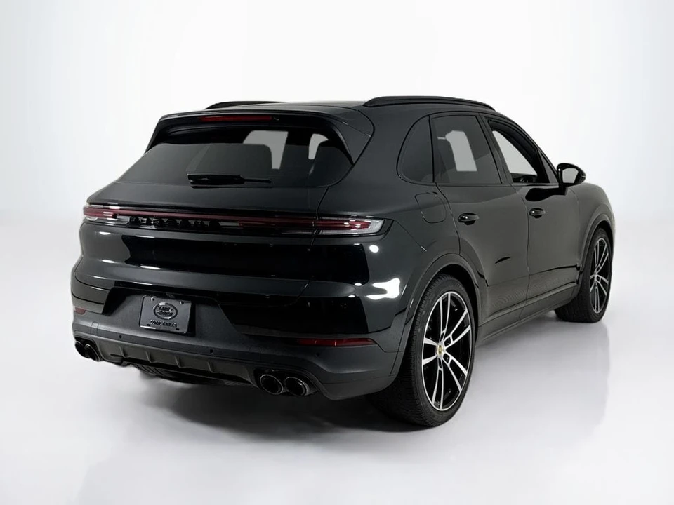 2024 Porsche 9Y0/9Y3 Cayenne - Image 5 of 31