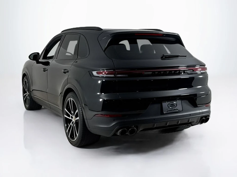 2024 Porsche 9Y0/9Y3 Cayenne - Image 3 of 31