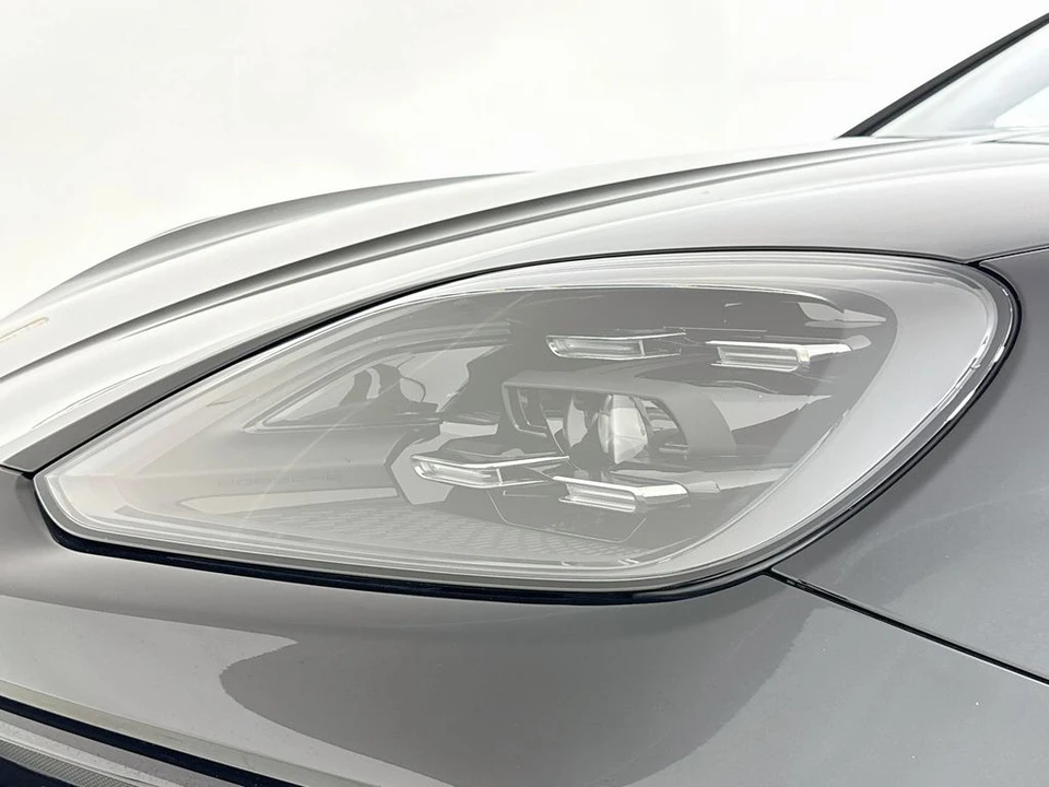 2024 Porsche 9Y0/9Y3 Cayenne - Image 27 of 31