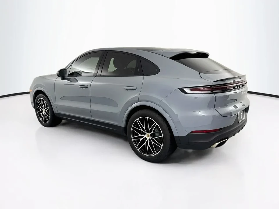 2024 Porsche 9Y0/9Y3 Cayenne Coupe - Image 7 of 31