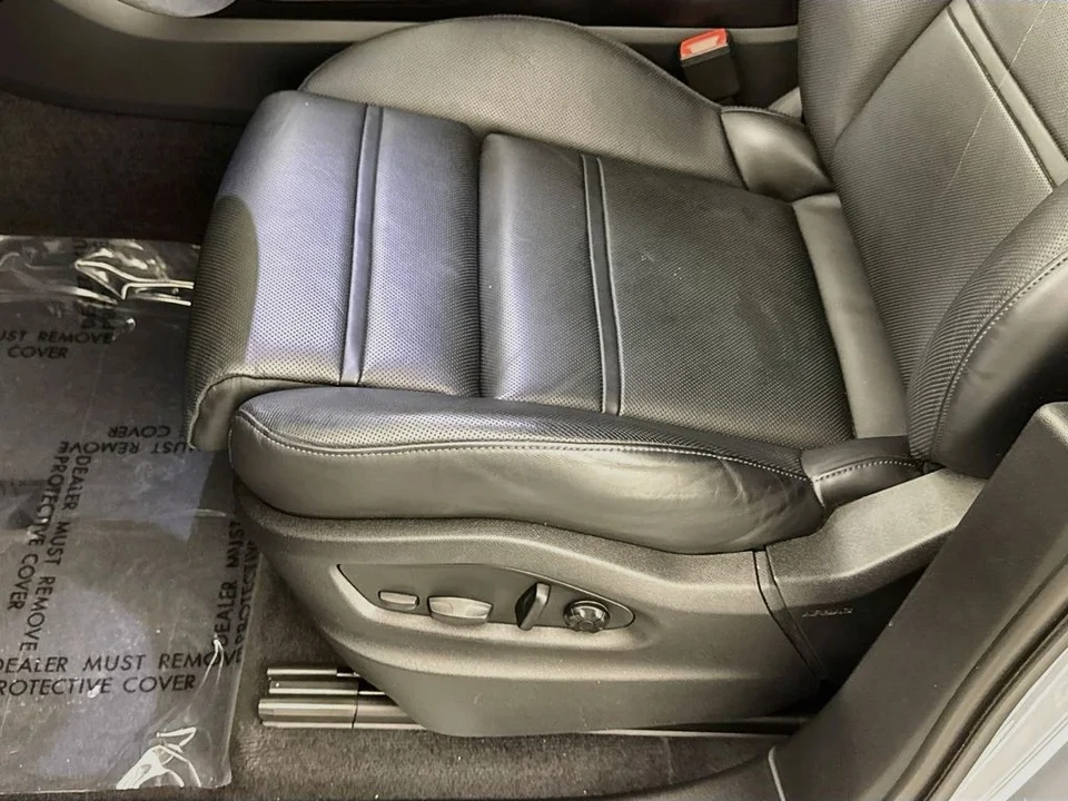 2024 Porsche 9Y0/9Y3 Cayenne Coupe - Image 20 of 31
