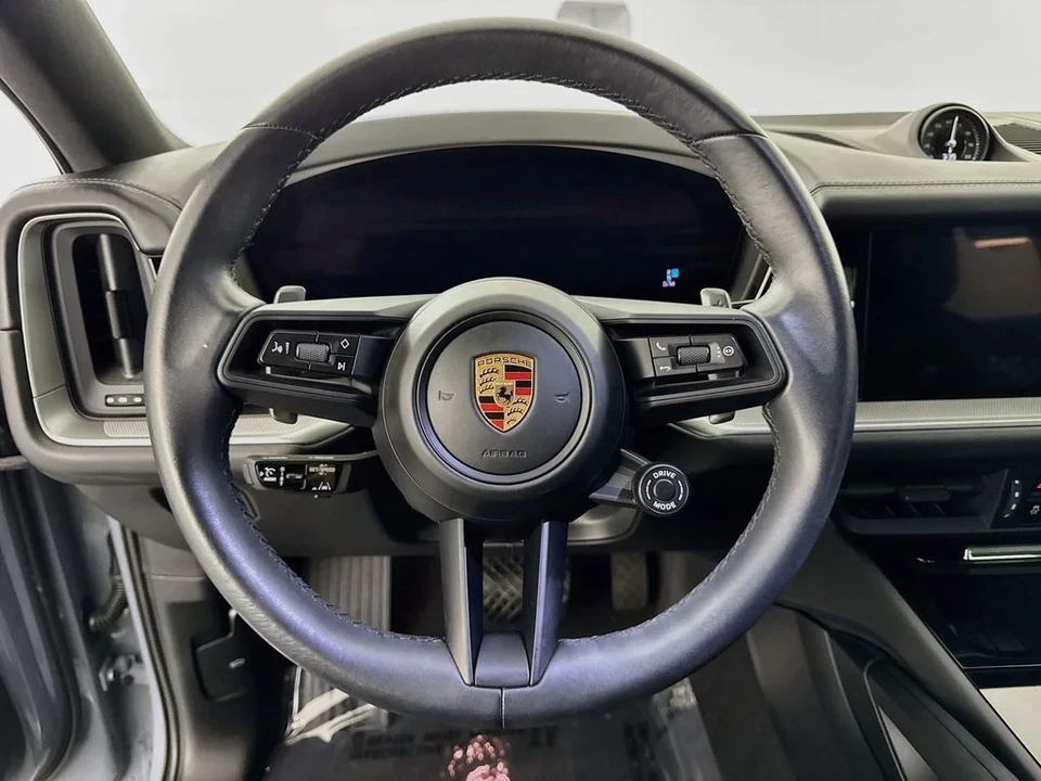 2024 Porsche 9Y0/9Y3 Cayenne Coupe - Image 11 of 31