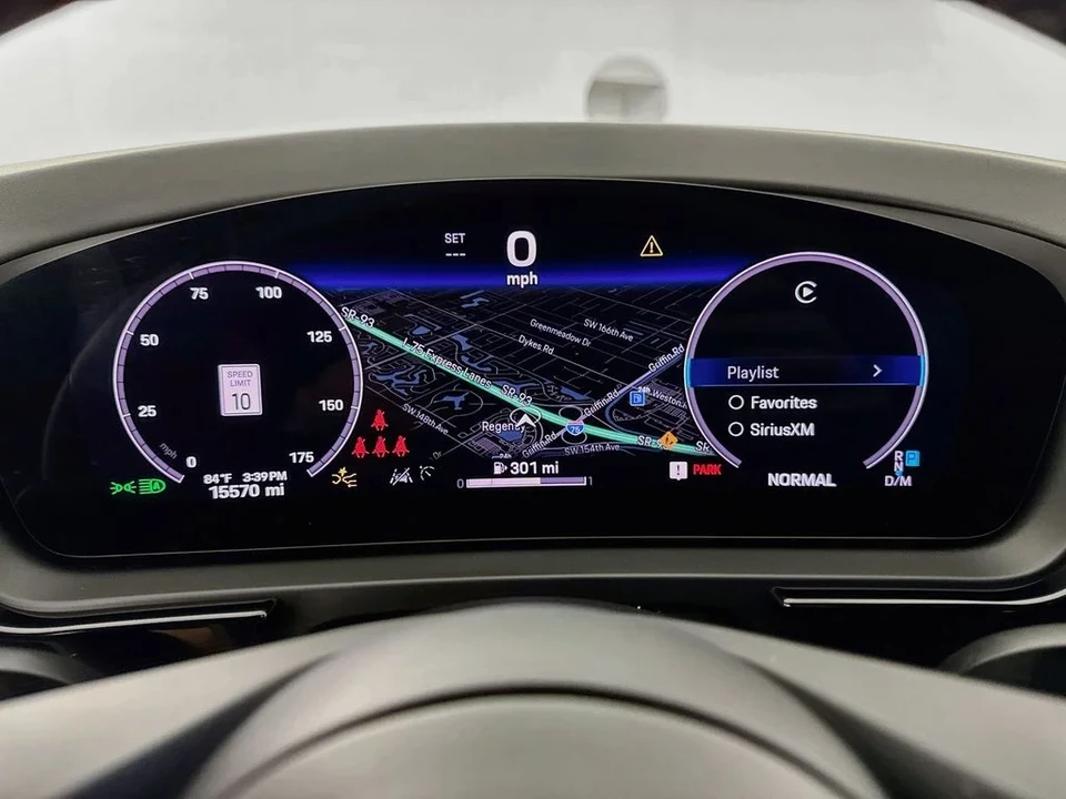 2024 Porsche 9Y0/9Y3 Cayenne Coupe - Image 12 of 31