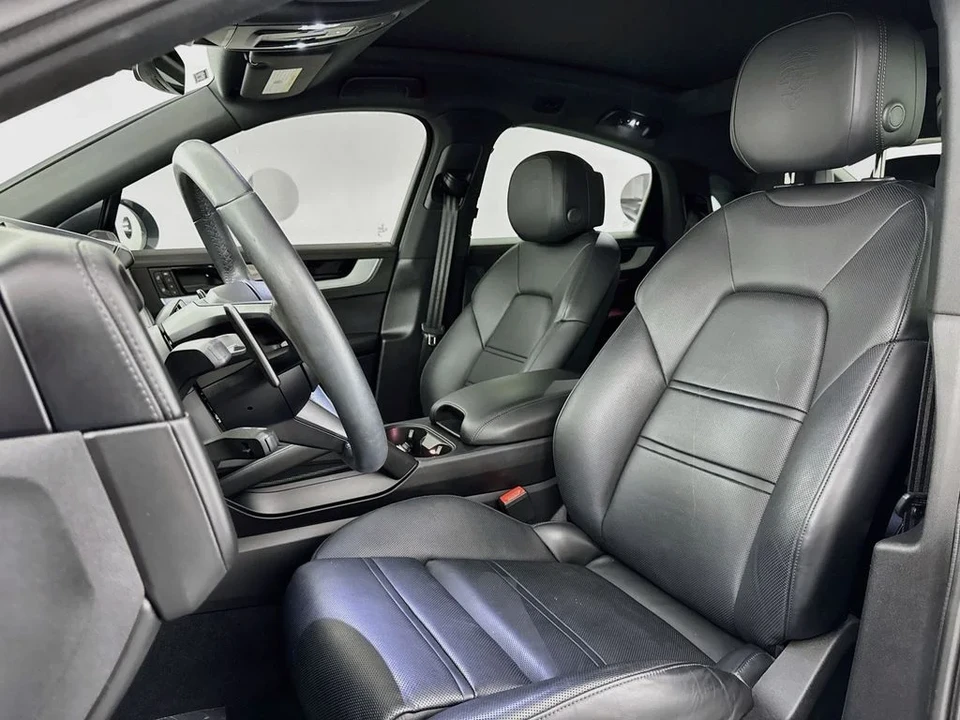 2024 Porsche 9Y0/9Y3 Cayenne Coupe - Image 21 of 31