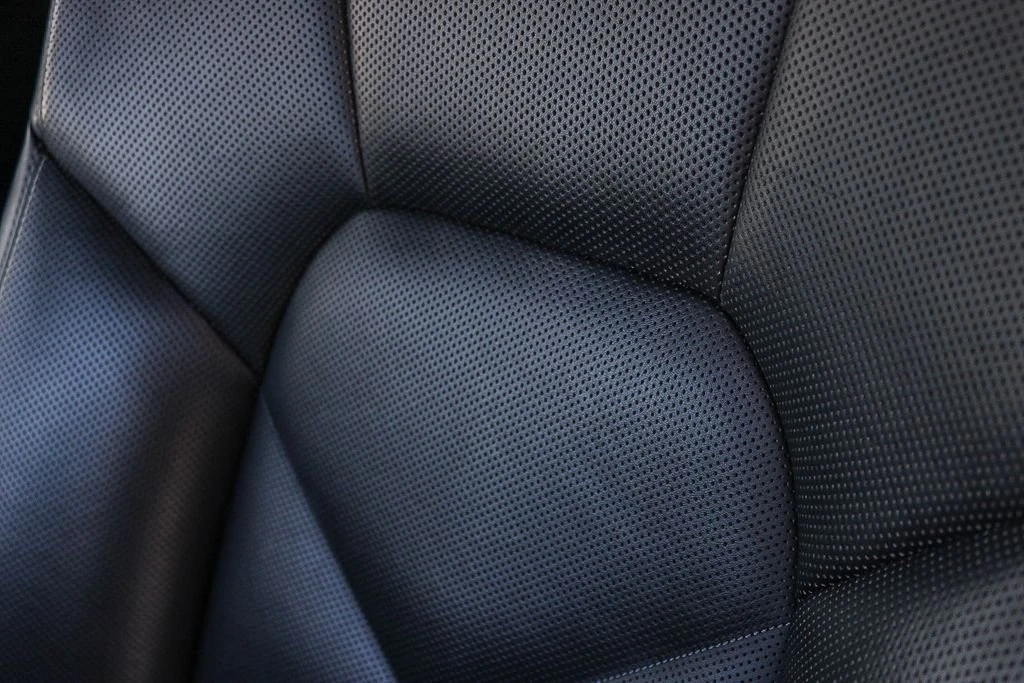 2024 Porsche Macan - Image 22 of 27